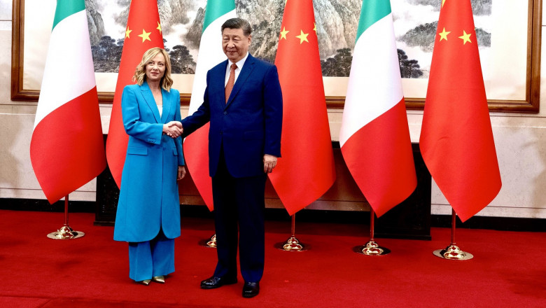 Chinese President Xi Jinping meets Italian Prime Minister Giorgia Meloni