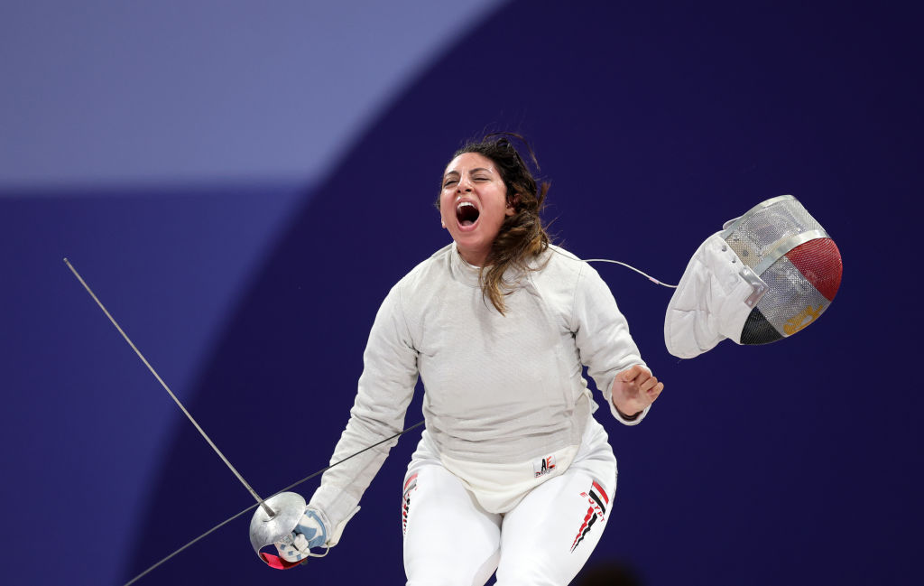 „Olimpică însărcinată în 7 luni”. O sportivă gravidă a reușit să ajungă în optimile de finală la scrimă la JO 2024