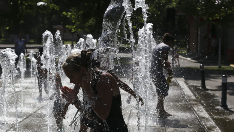 Un nou val de caniculă în România. Temperaturile pot atinge 36 de grade Celsius. Zonele afectate HARTĂ