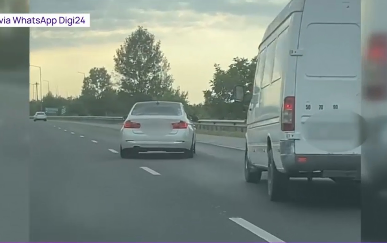 VIDEO Un BMW și o dubă s-au șicanat pe Autostrada Soarelui. Ceilalți șoferi au fost nevoiți să frâneze brusc