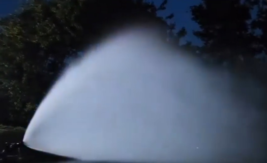 Pericol de explozie în Arad, după ce o cisternă cu gaz lichefiat s-a răsturnat. Traficul a fost deviat