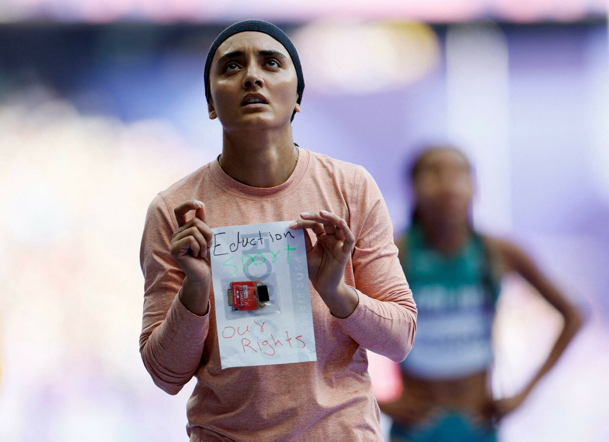 JO 2024. Gest incredibil de curaj la Paris. Ce mesaj le-a transmis talibanilor atleta afgană Kimia Yousofi