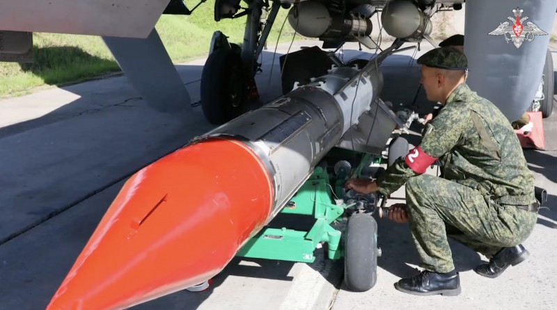 MiG-31 supersonic interceptor aircraft