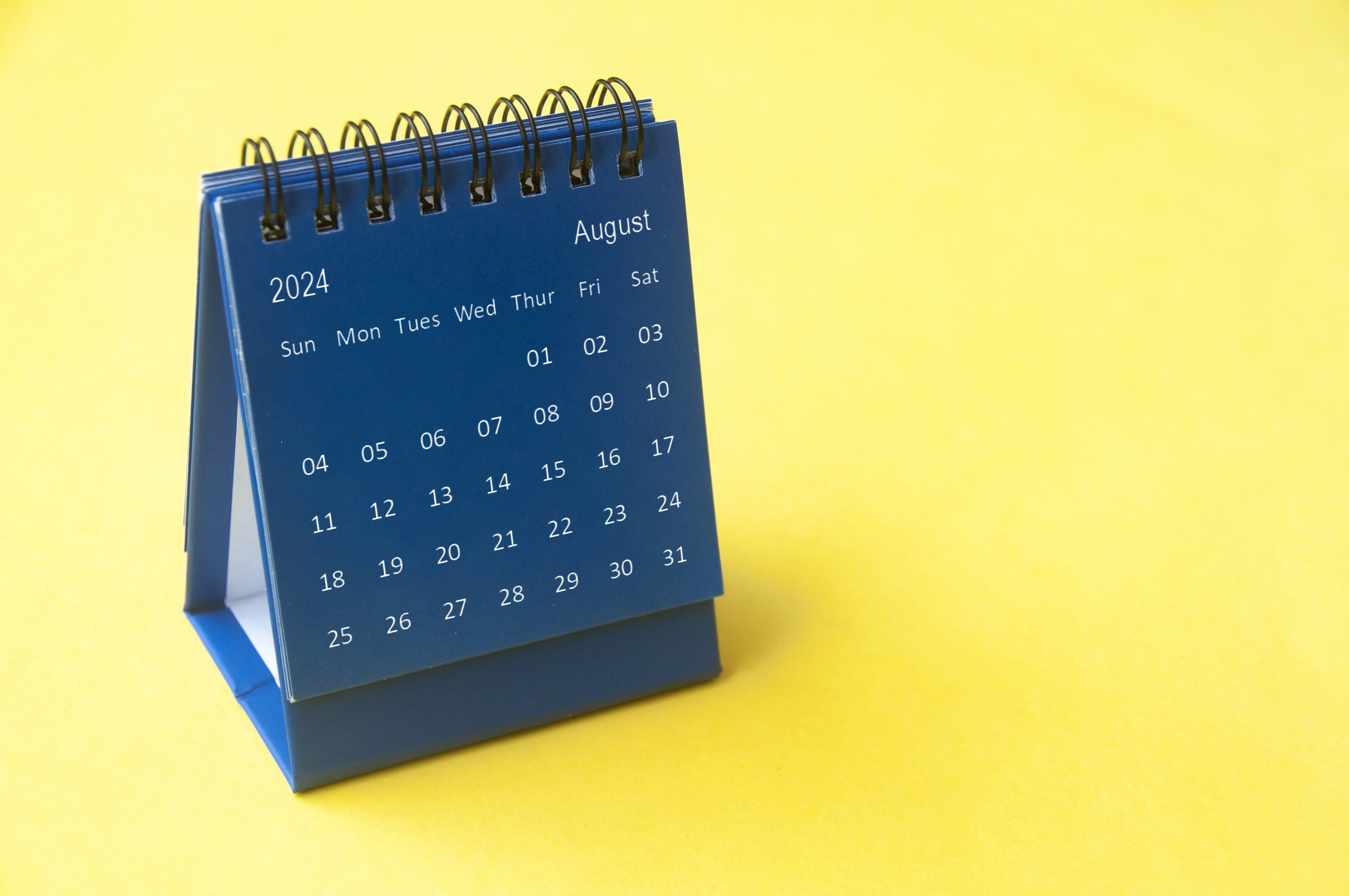 Zile libere 2024. Ce minivacanțe mai pot avea românii anul acesta