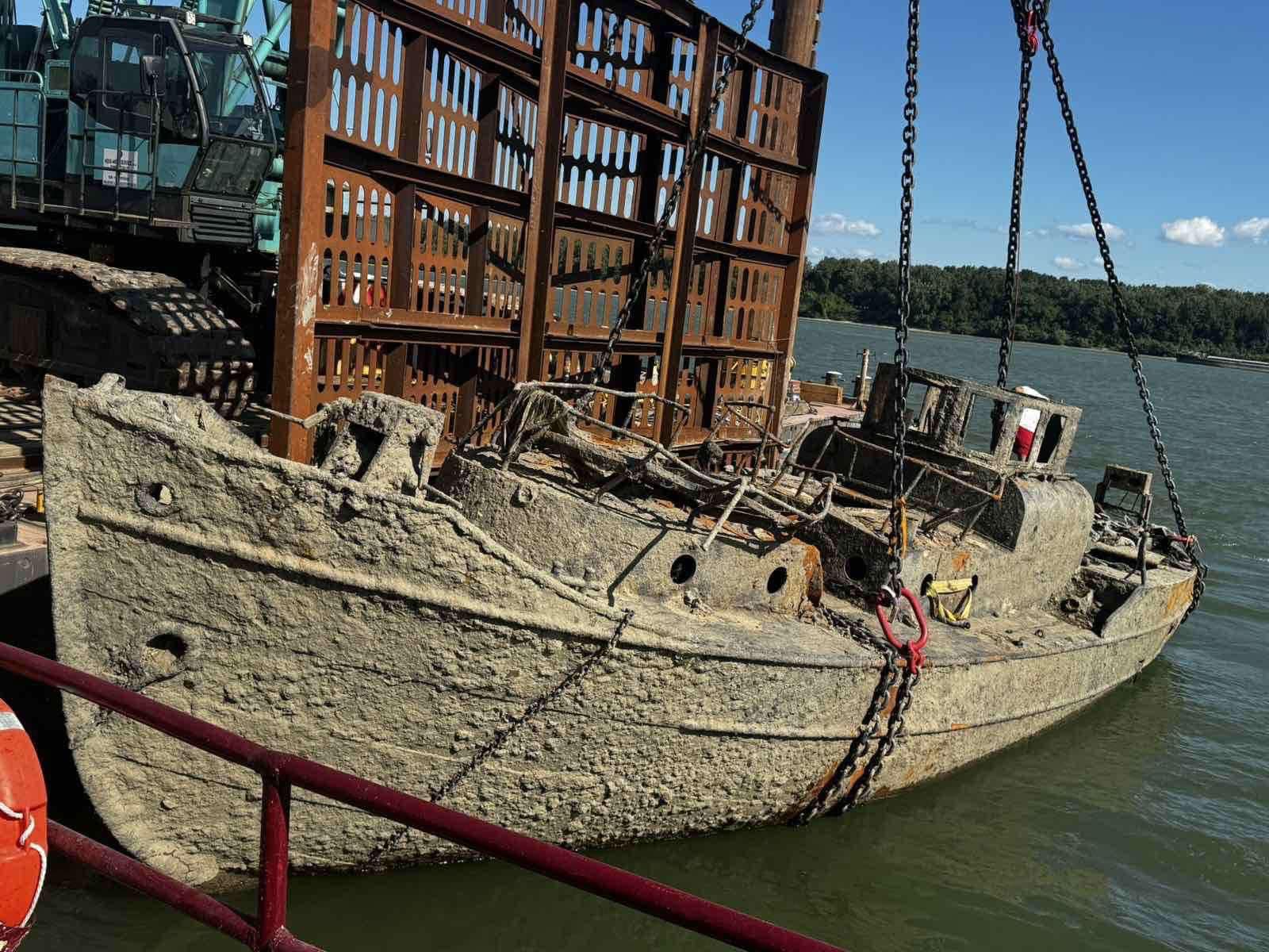 Serbia a scos din Dunăre epava unei nave care a fost scufundată de Germania nazistă în 1944