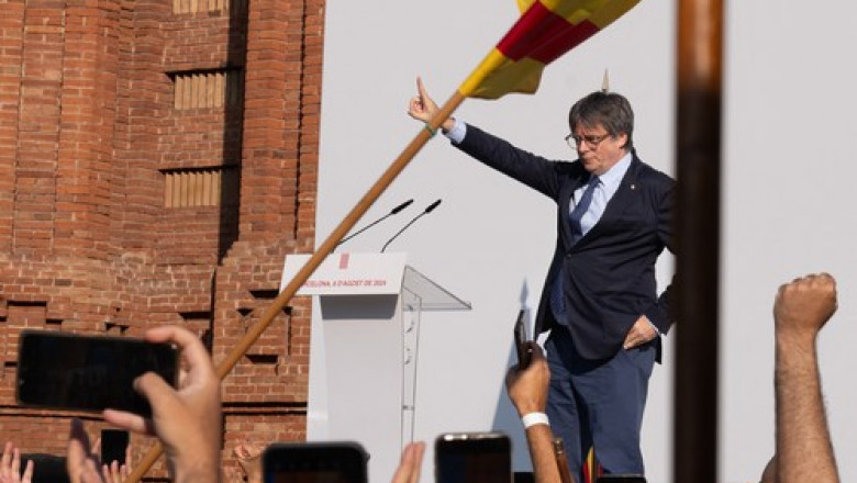 Catalan Separatist Puigdemont Returns To Barcelona