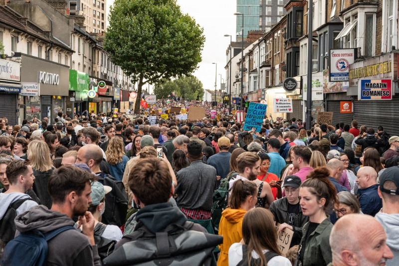 Anti-Immigration Protestors Target Immigration Lawyers Across the UK in London - 7 Aug 2024