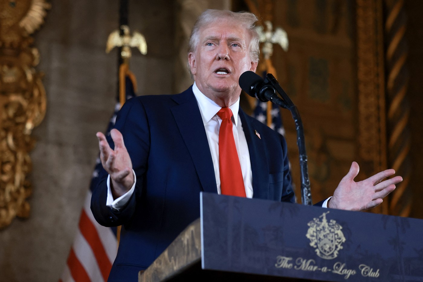 Donald Trump a povestit ceva despre fostul iubit al Kamalei Harris, dar a confundat persoana