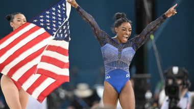 simone biles