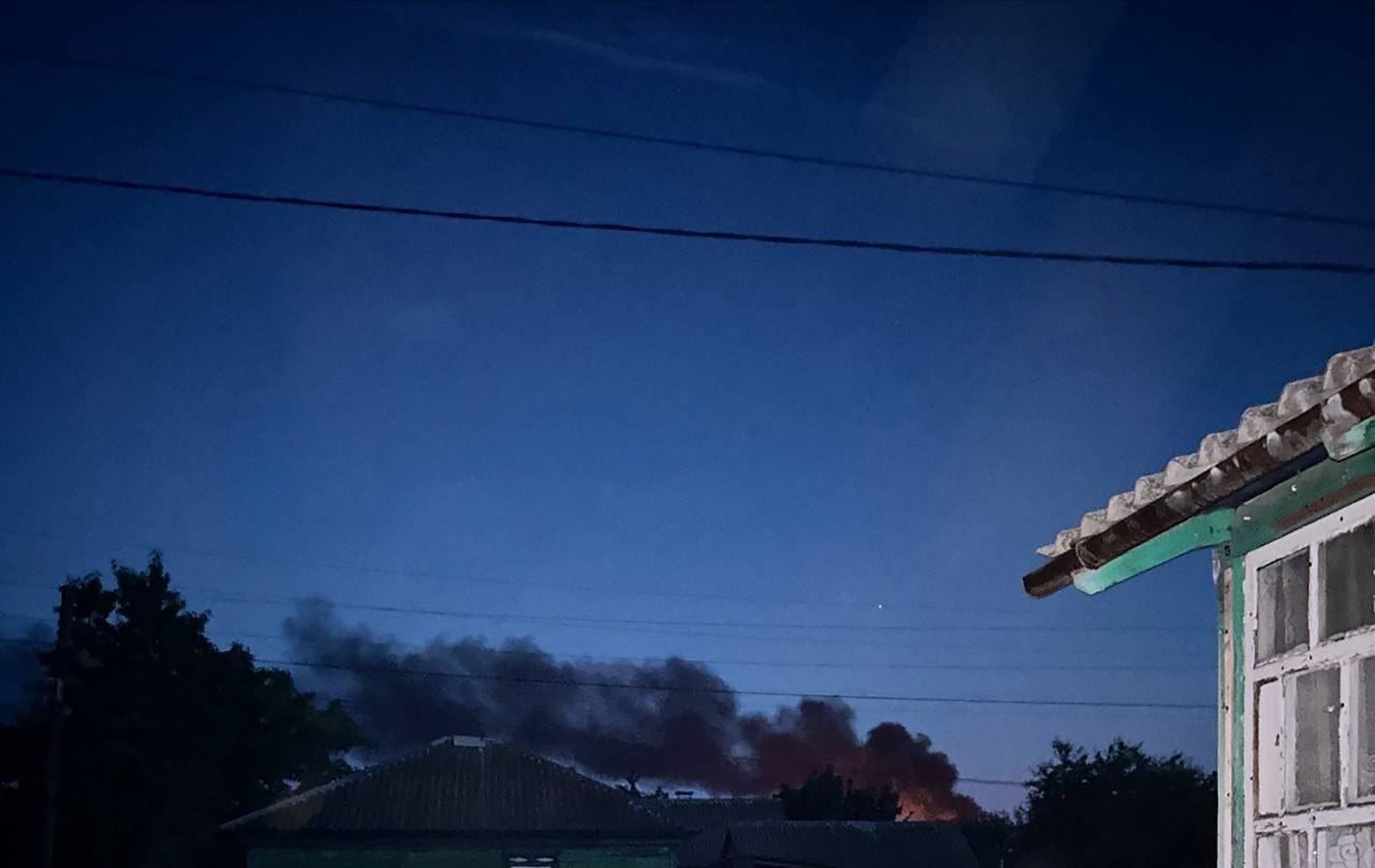 Ucraina susţine că a lovit un aerodrom rusesc şi un depozit de petrol. Zelenski: Lovirea aerodromurilor este echitabilă