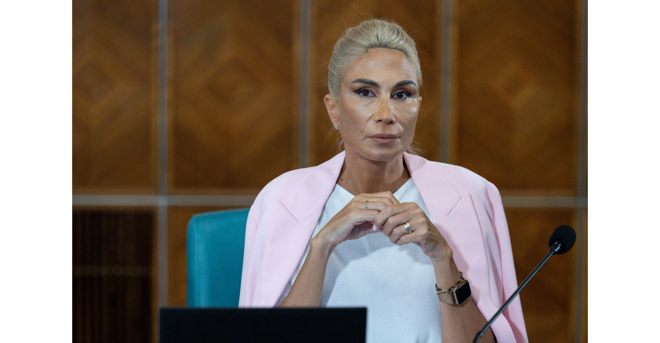 Turcan propune două măsuri fiscale pentru stimularea veniturilor românilor. „Reducerea deficitului bugetar nu se simte în buzunare”