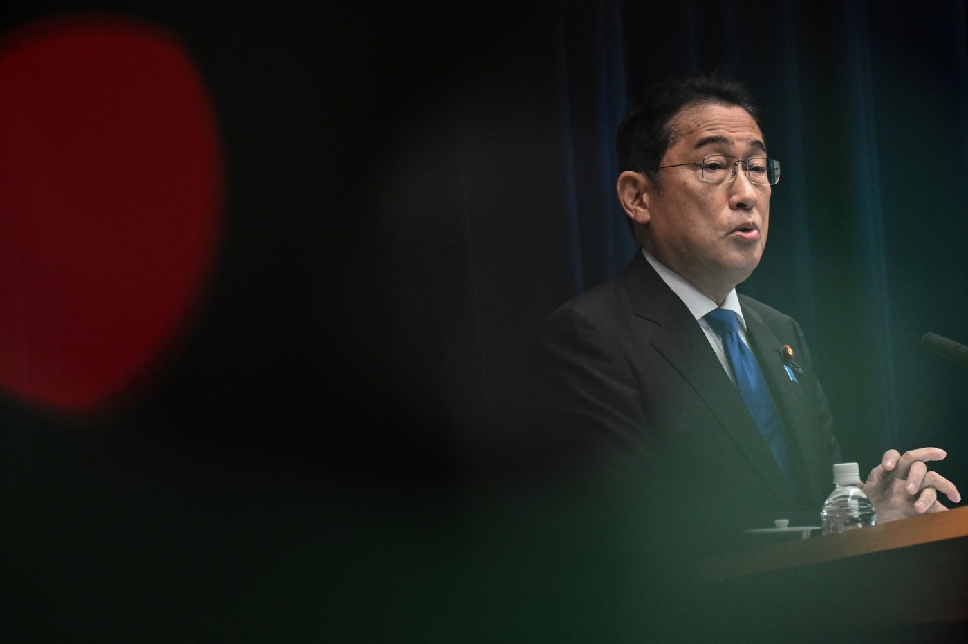 Premierul japonez Fumio Kishida renunță la cursa pentru șefia partidului și va demisiona din fruntea guvernului
