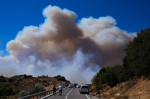 Efforts continue to combat forest fires in Izmir