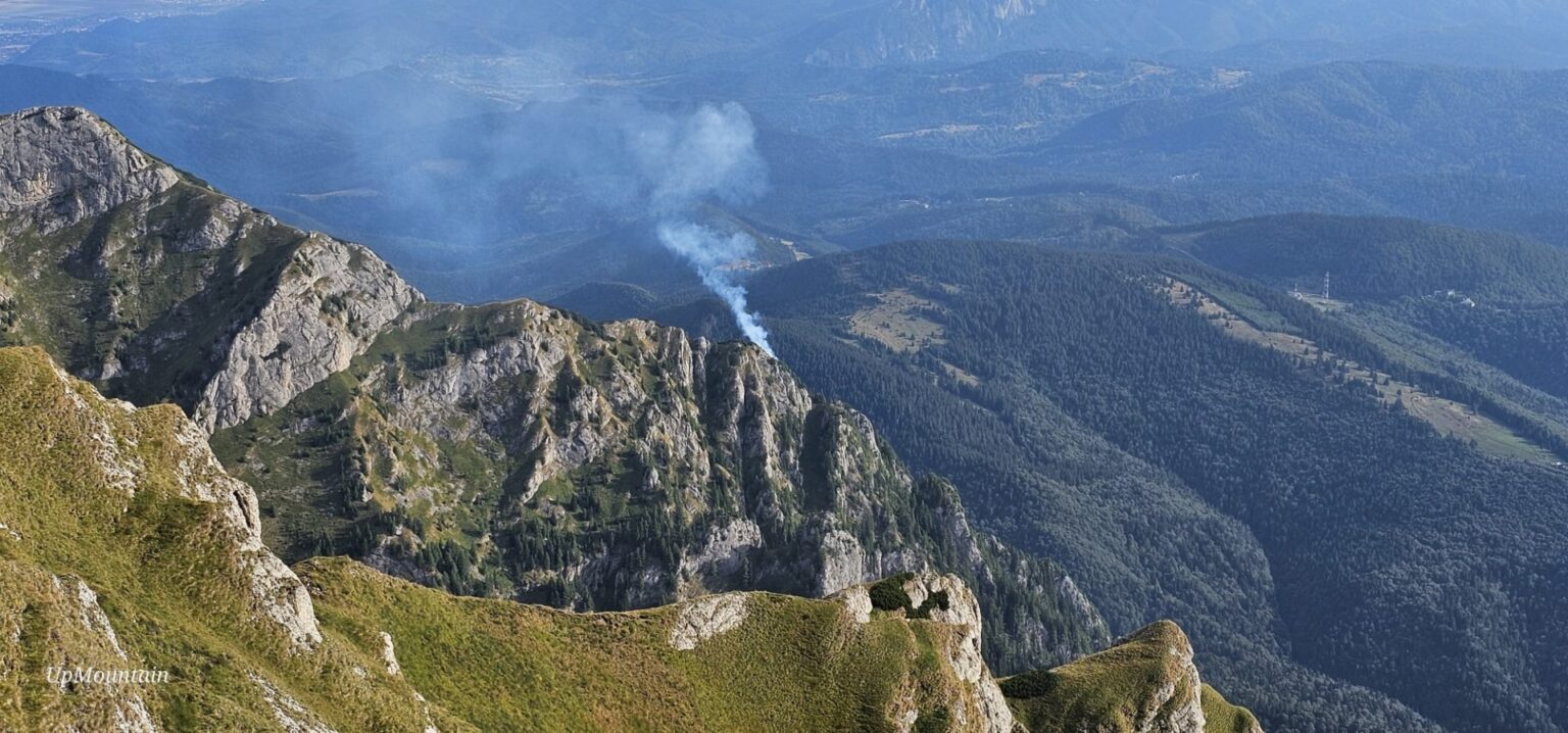 Turiştii, sfătuiţi să evite principalele trasee din Bucegi, în acest weekend. Care este motivul