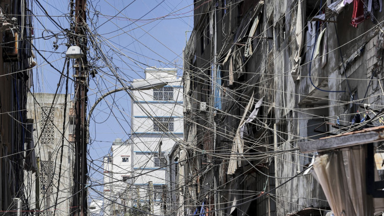 Încă din anii ’90 Libanul nu beneficiază de o livrare neîntreruptă a energiei electrice 24 de ore din 24. Foto: Profimedia Images