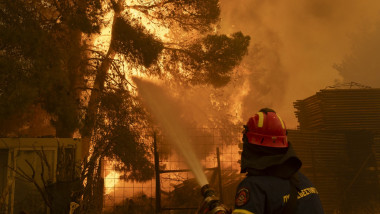 Major fire near Athens