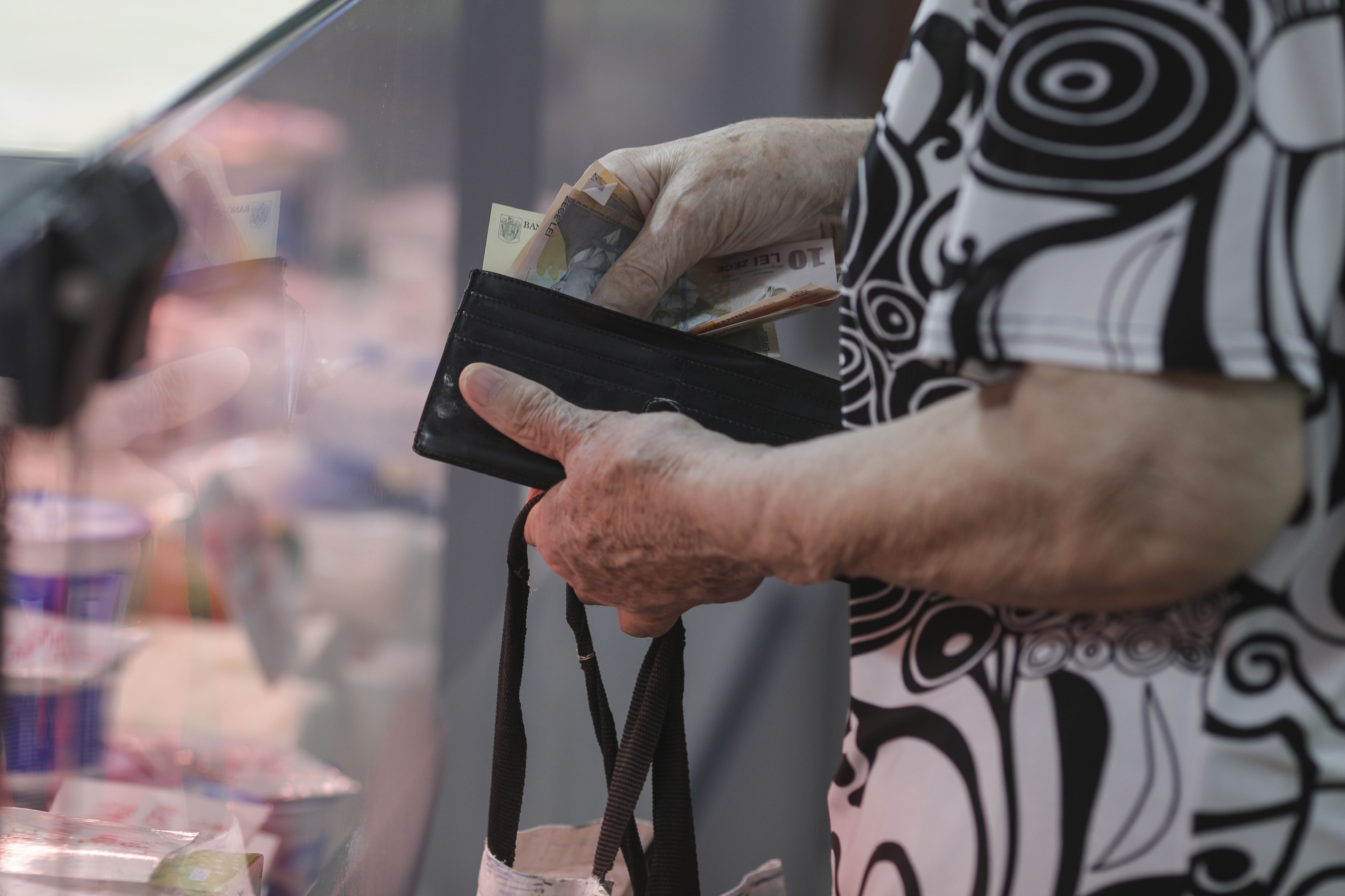 Cât este pensia medie în România și cine câștigă cel mai mult. Sunt peste 4,6 milioane de pensionari în țară
