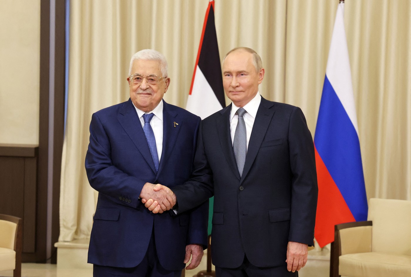 Ce au discutat președintele palestinian Mahmoud Abbas și Vladimir Putin la Moscova