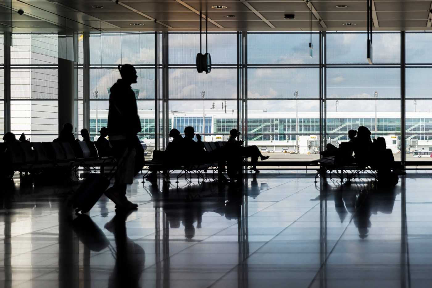 Un norvegian a urcat în avion fără bilet de două ori, pe aeroportul din Munchen. A zburat gratis până la Stockholm