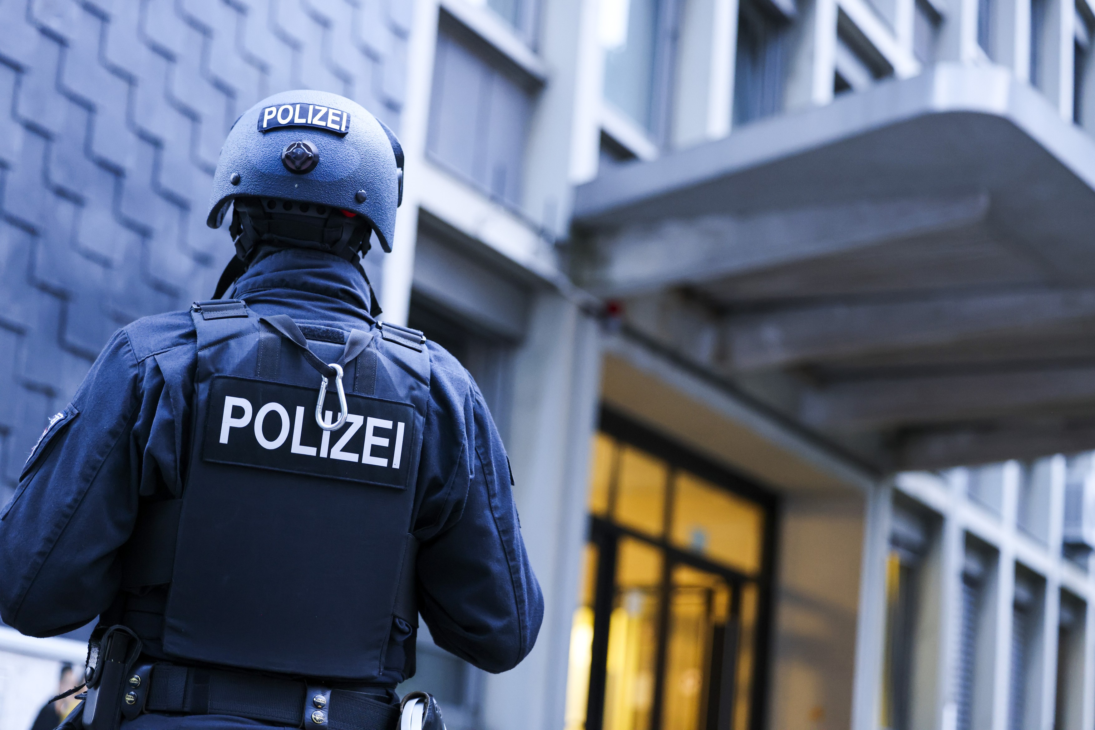 Gruparea Stat Islamic a revendicat atacul cu cuțit din Germania, în care trei persoane au murit