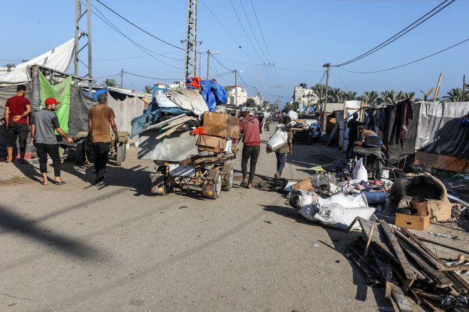 Israel's evacuation orders in Deir al-Balah displace Palestinians again