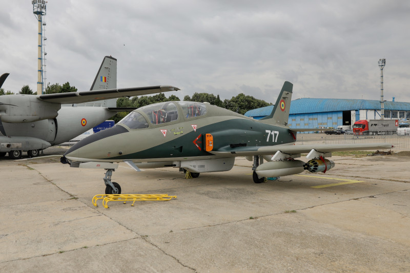 IAR-99 Șoim, avion militar românesc. Foto Shutterstock