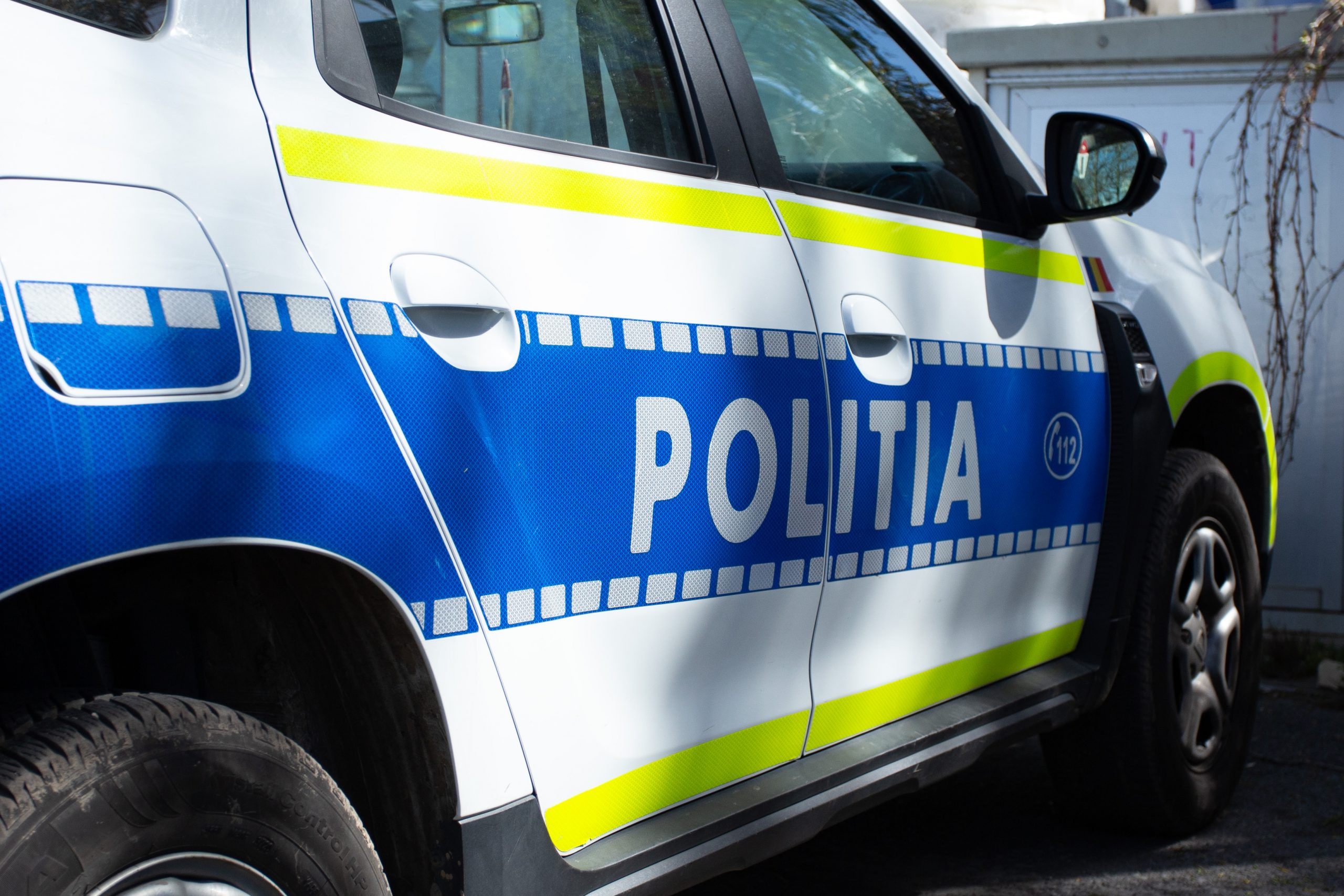 Un nou tip de înșelătorie. Un șofer de taxi din Suceava a rămas fără 6000 de lei după ce a fost rugat să plătească niște facturi