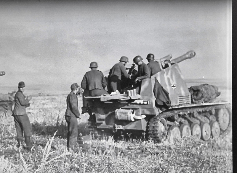 World War Two B&amp;W Screenshot photo A Wespe (Wasp) Self Propelled 105mm Howitzer during the Battle of Kursk . The Crew are from the 3rd SS Totenkopf Panzer division .