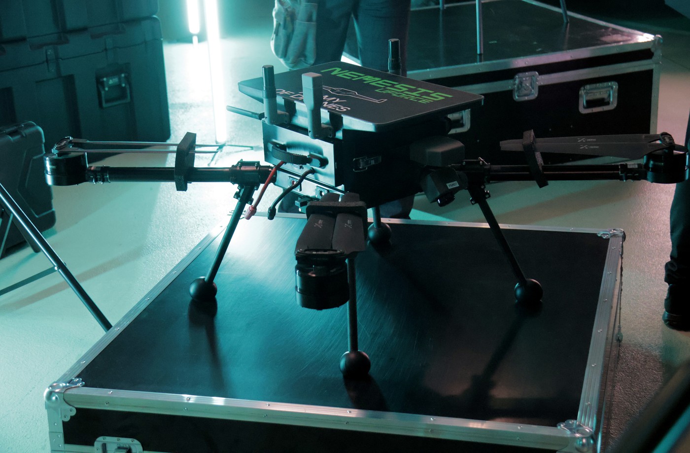 Cum arată un atac de noapte cu drone NEMESIS. 17 ținte distruse, de la sisteme de rachete, la mortiere și lansatoare 