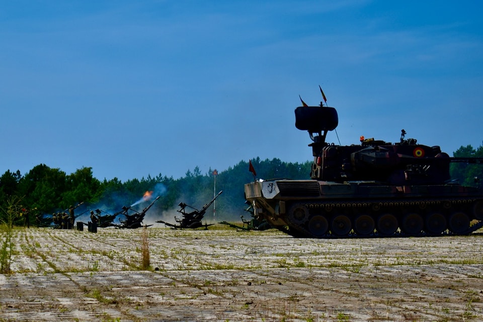 Incident de tragere, care a implicat militari români, la un exercițiu militar în Polonia. Două proiectile au nimerit o clădire din sat