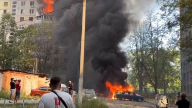 bloc bombardat de rusi in harkov