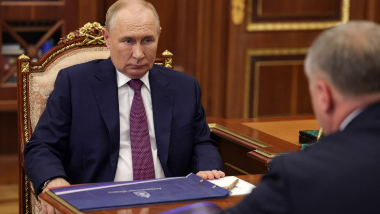 Moscow, Russia. 27th Aug, 2024. Russian President Vladimir Putin, left, listens to Astrakhan Region governor Igor Babushkin, right, during a face-to-face meeting at the Kremlin, August 27, 2024 in Moscow, Russia. Credit: Alexander Kazakov/Kremlin Pool/Ala