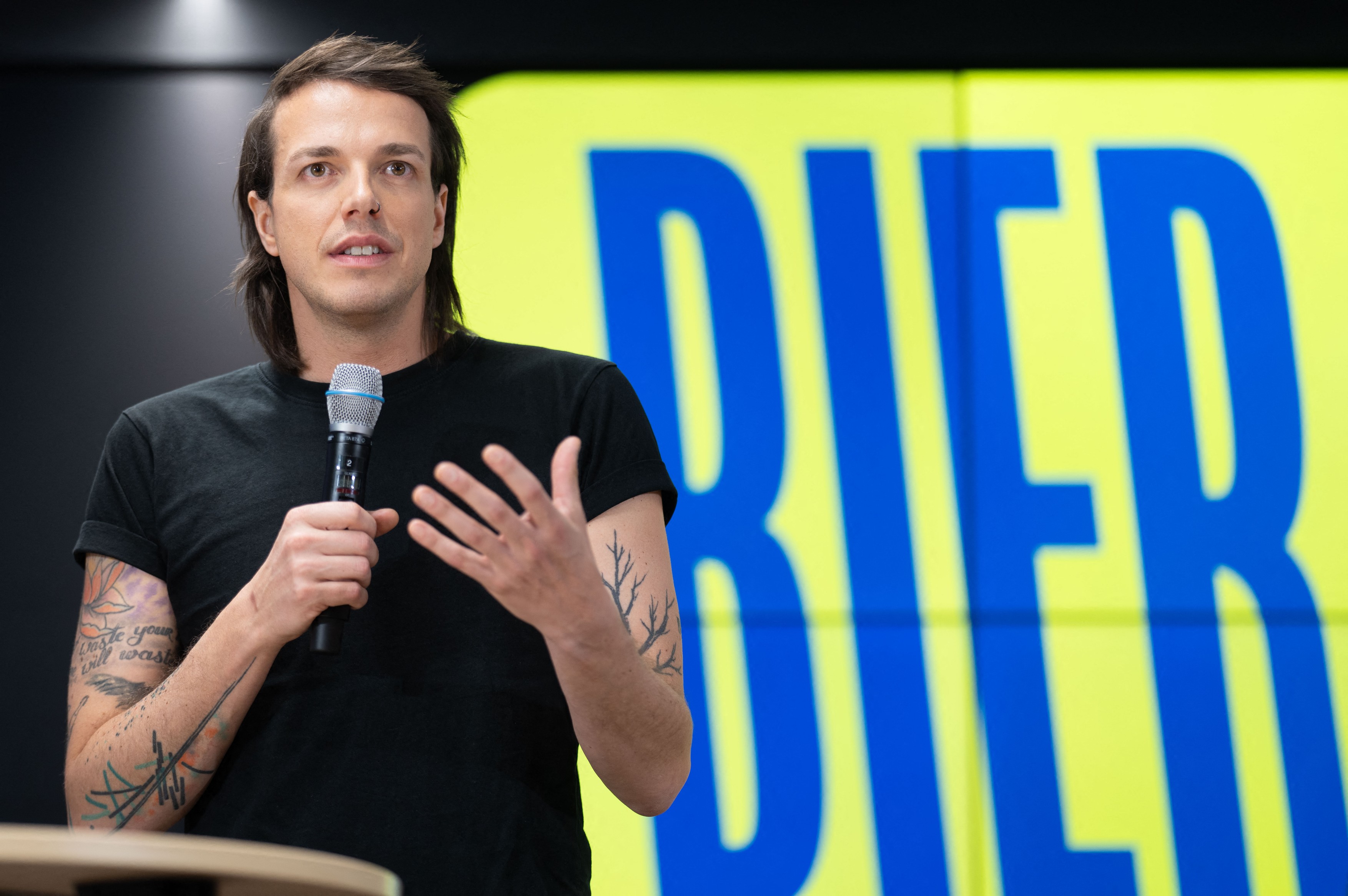 Cum ar putea „Partidul Berii” să determine viitorul guvern din Austria. Pornită ca o glumă, formațiunea a devenit o forță politică