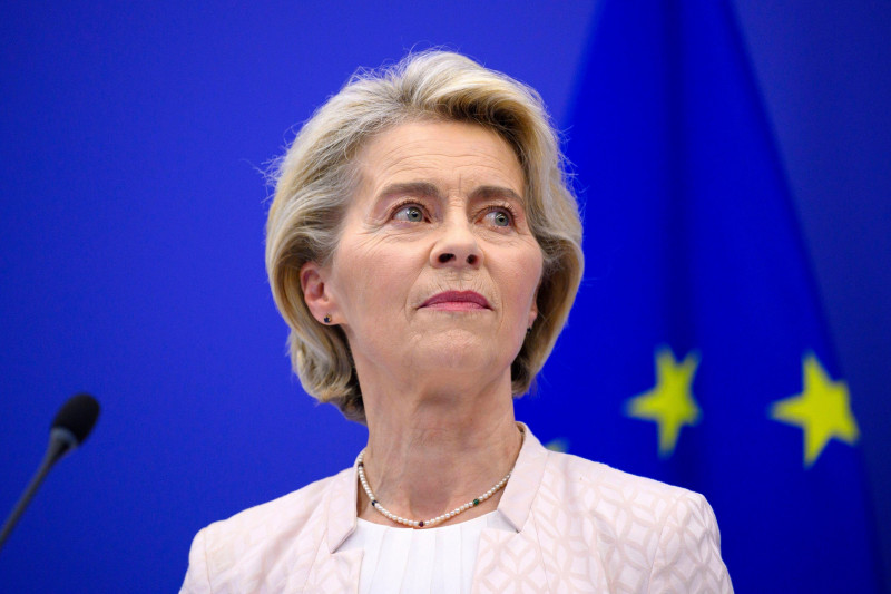 Politikerin Ursula von der Leyen CDU nach ihrer Wiederwahl zur EU-Kommissionsprsidentin im EU-Parlament in Straburg. Straburg, 18.07.2024 Grand Est Frankreich *** Politician Ursula von der Leyen CDU after her re-election as EU Commission President in the