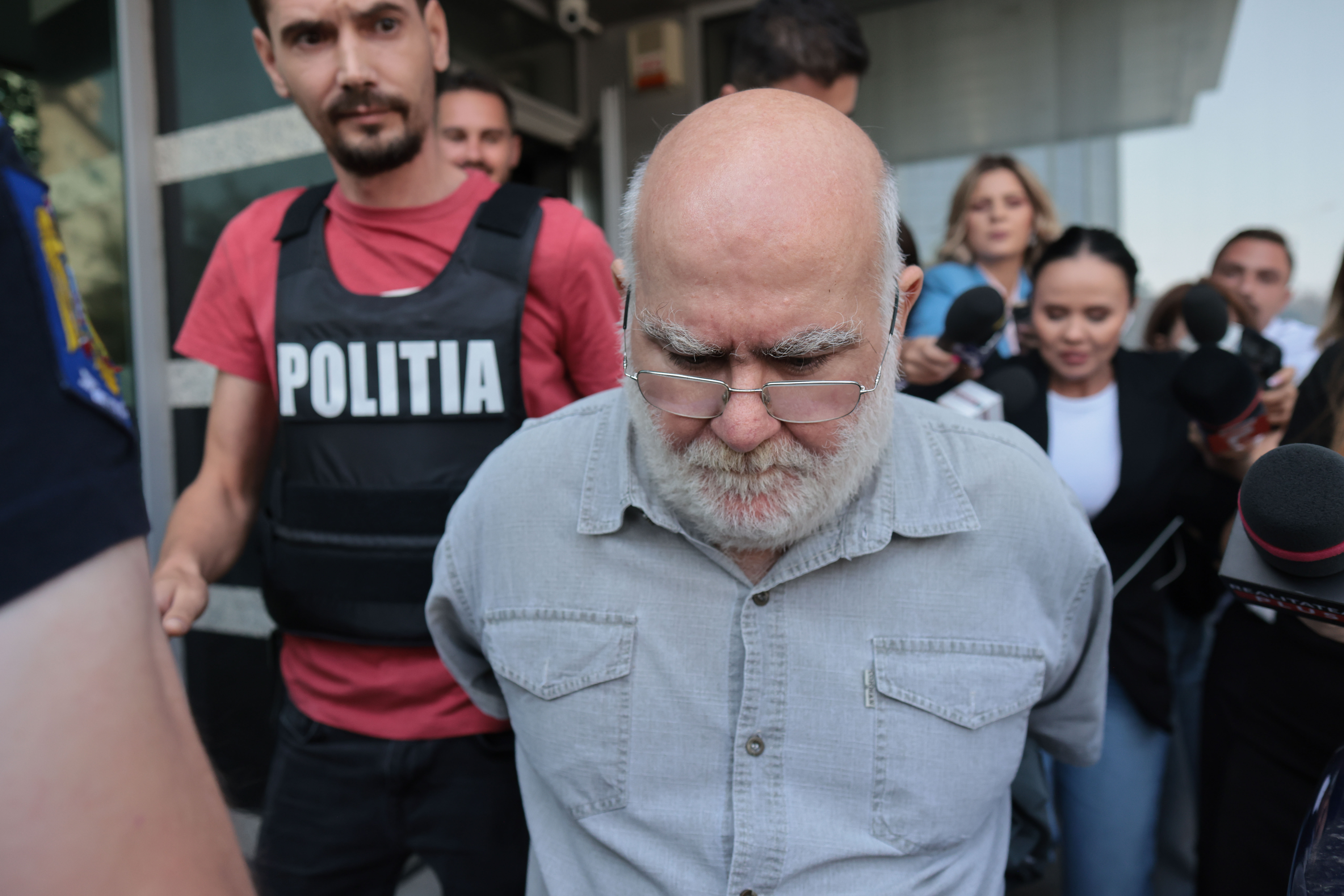 Alfred Bulai a fost transportat de urgență la spital. Sociologul ar fi suferit un infarct