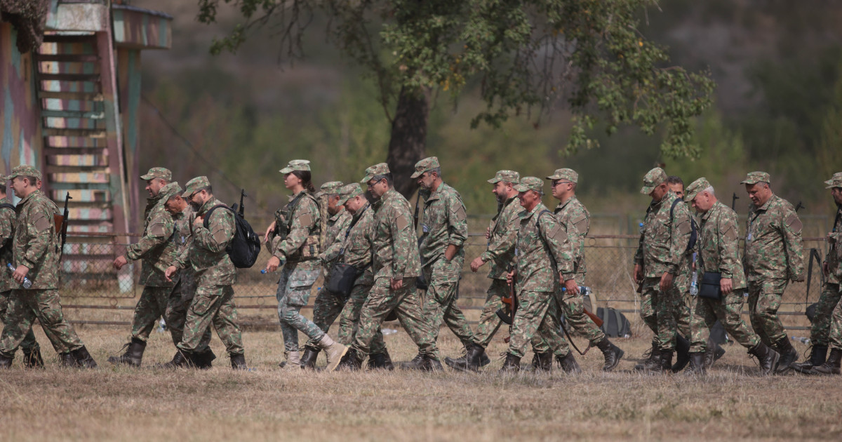 A început exerciţiul de mobilizare în judeţele Alba şi Hunedoara. Rezerviști chemați la unitățile militare