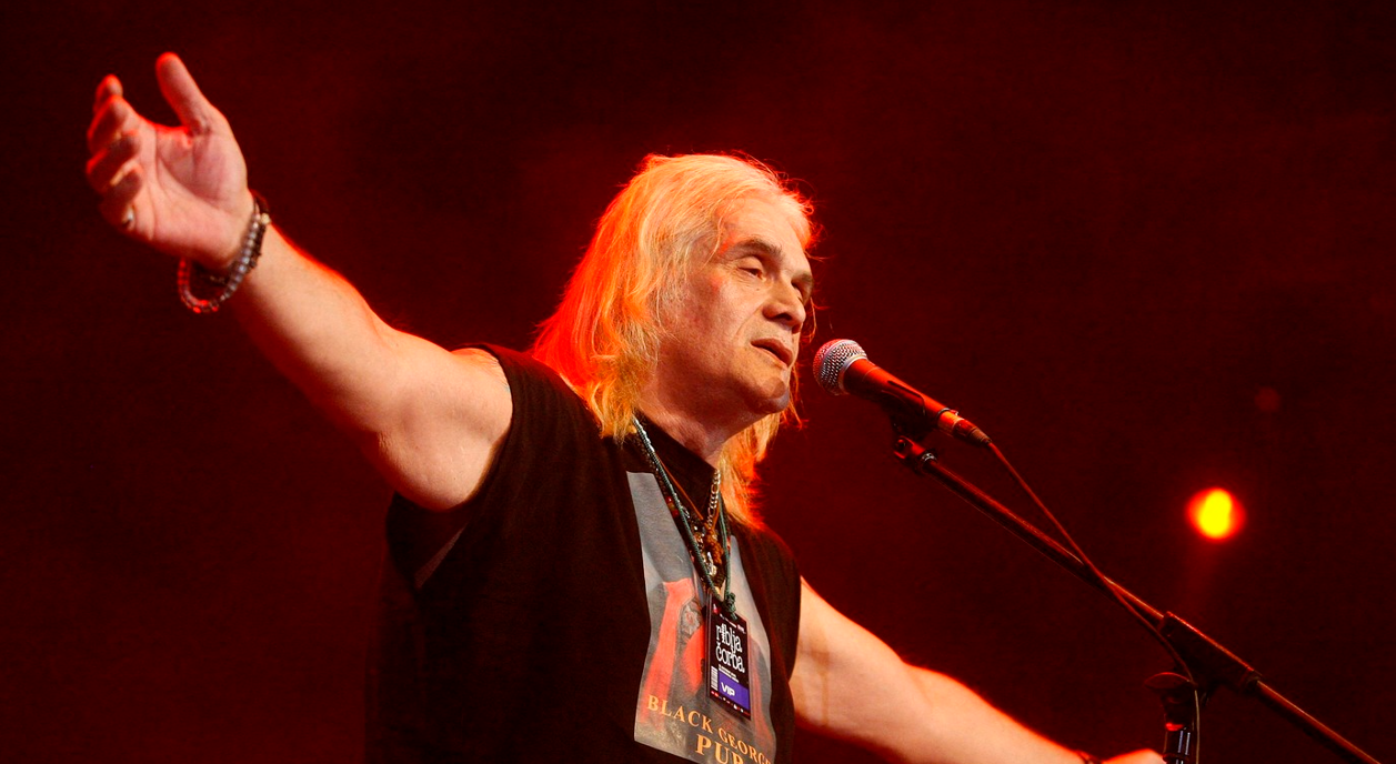 A murit Bora Djordjevic, o legendă a muzicii rock iugoslave. A ieșit special din spital să cânte la 25 de ani de la Revoluția română