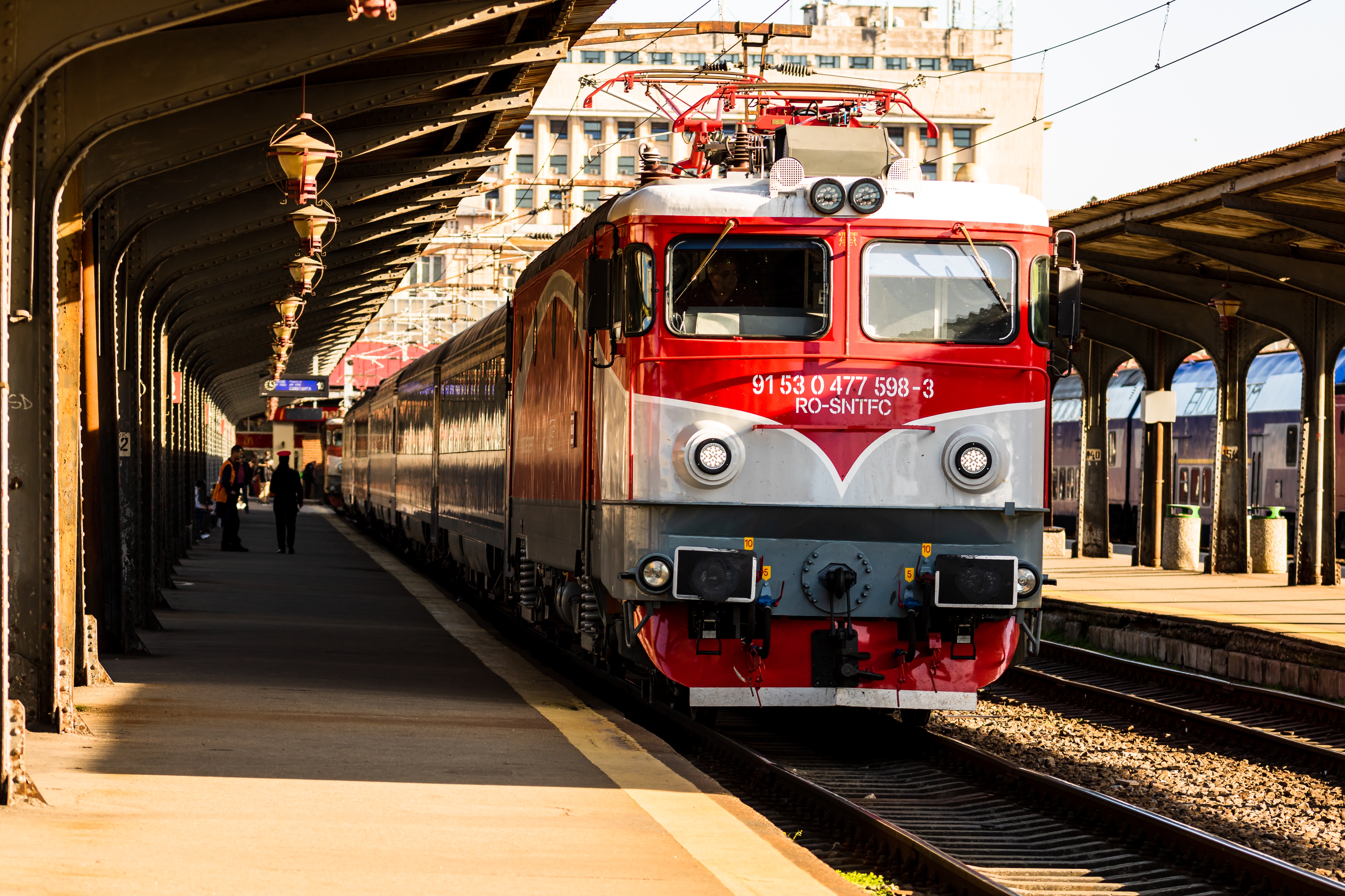 Elevii mai au gratuitate la transportul cu trenul până pe 30 septembrie 2024, pe baza vizei școlare de anul trecut