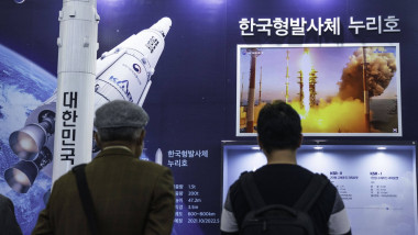 South Korea launches its first homegrown rocket in Seoul - 21 Oct 2021