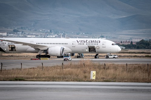 Aterizare de urgenţă în Turcia. Un avion cu 247 de persoane la bord a aterizat pe aeroportul din Erzurum după o alertă cu bombă