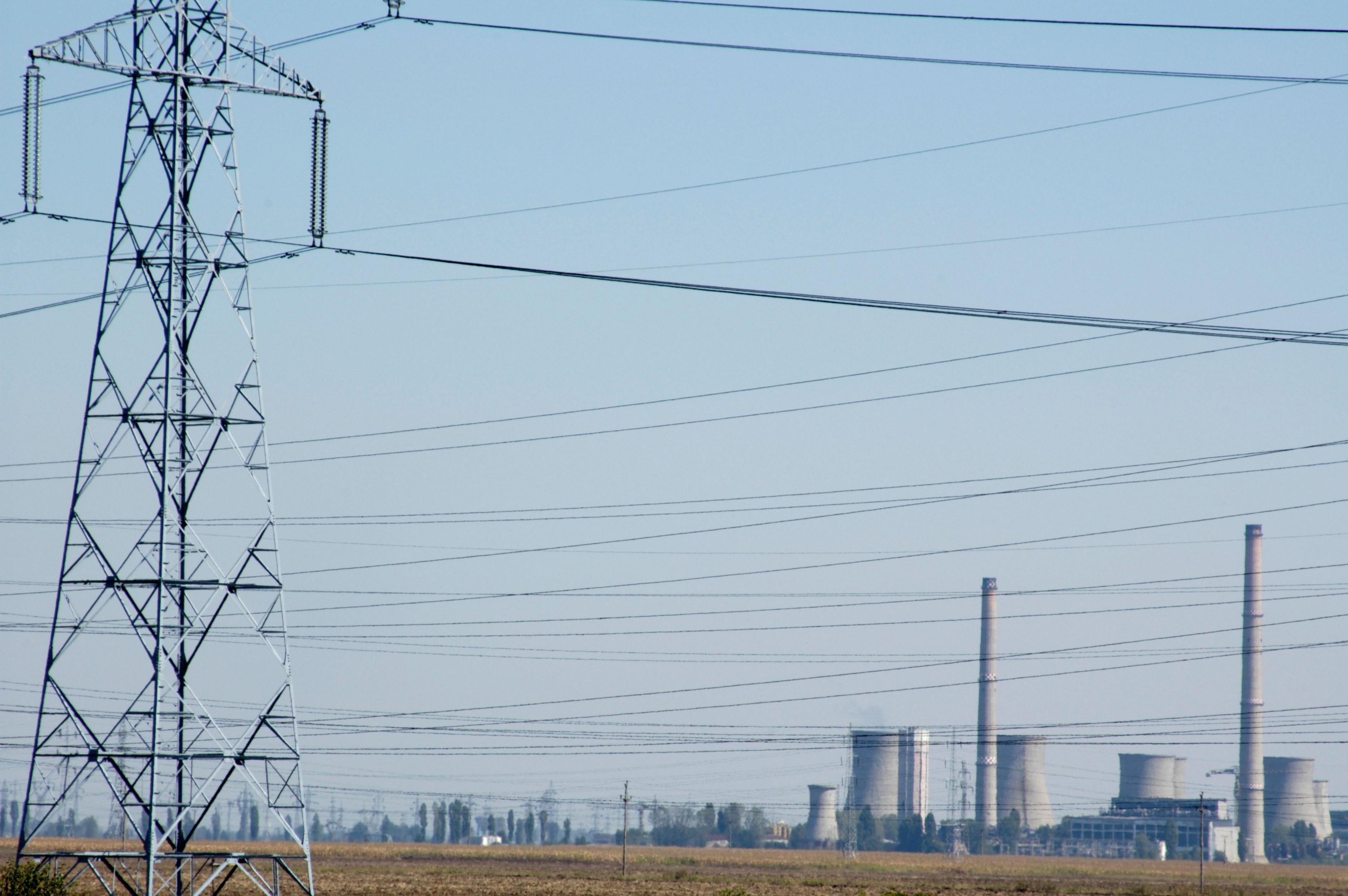 Ministrul Energiei: Românii vor plăti același preț la curent și gaze până în martie. Prețurile la energie au scăzut cu 10-20%