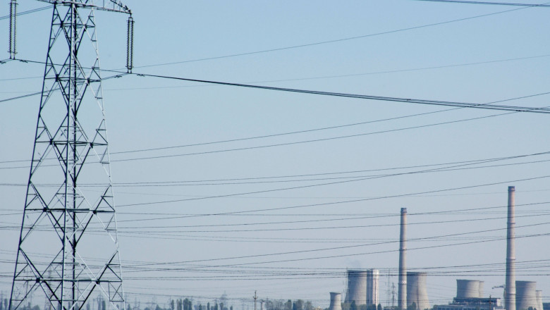 high voltage masts in Romania, power plant