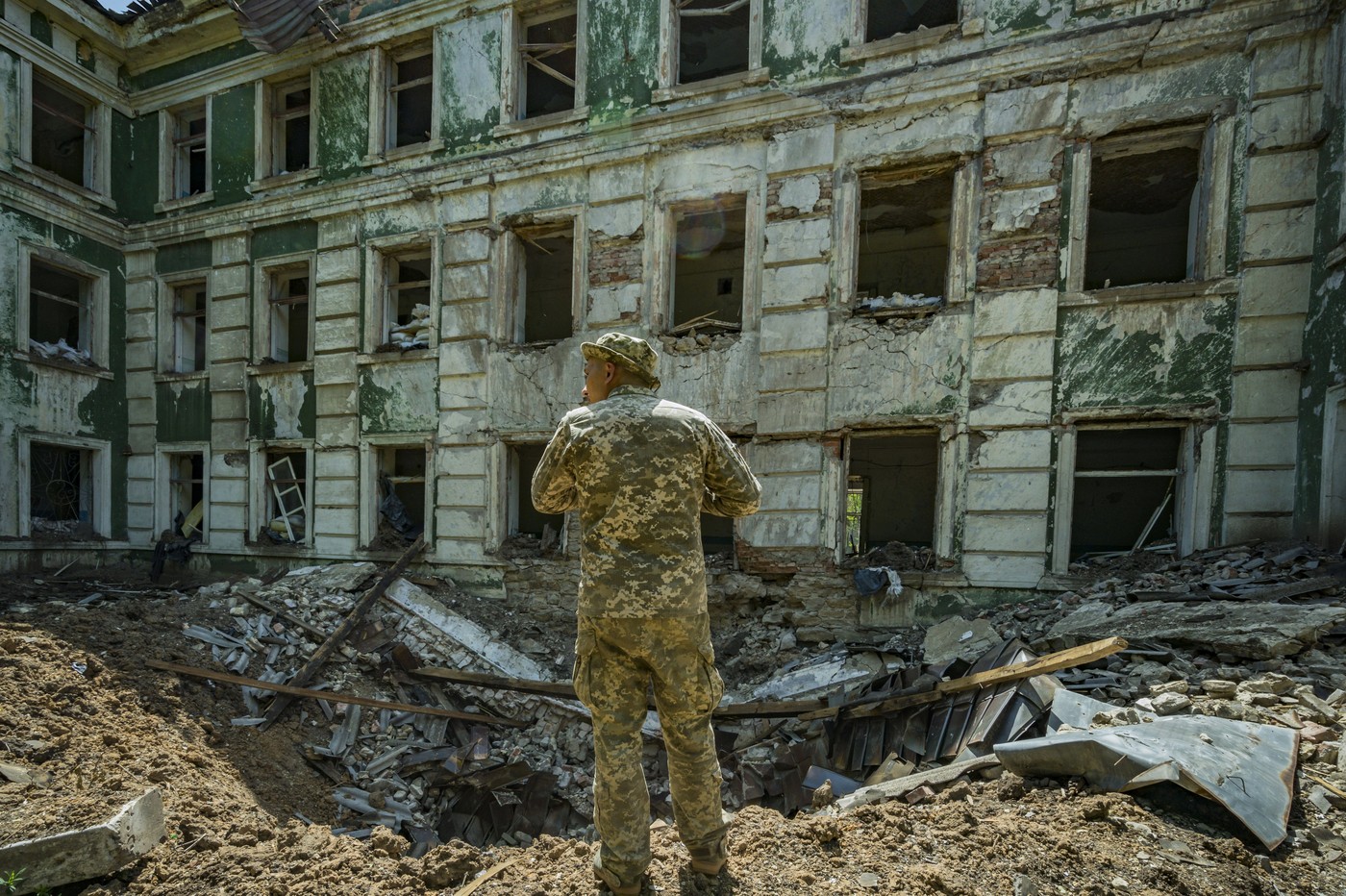 Trei persoane au murit în orașul Kostiantînivka din estul Ucrainei, după un bombardament rusesc