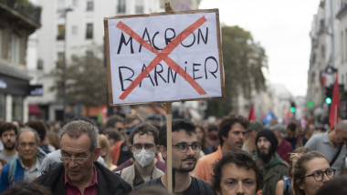 Rally Against The President's Forceful Blow - Paris