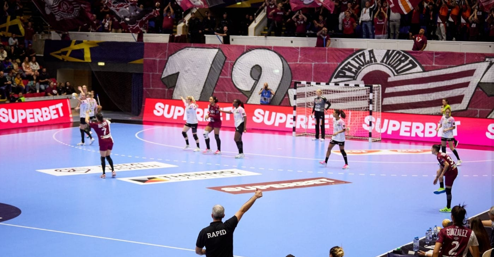 Handbal feminin. CS Rapid Bucureşti a debutat cu o victorie în Liga Campionilor