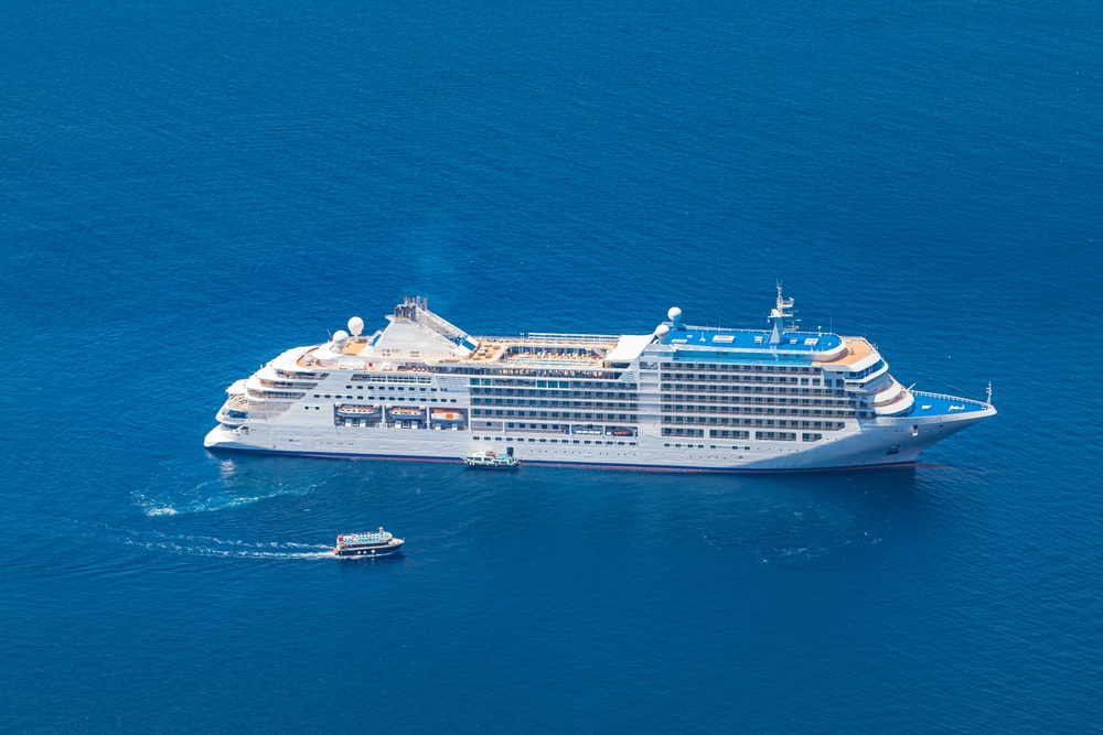 Turiștii navelor de croazieră care fac escale în Mykonos şi Santorini vor trebui să plătească în plus 20 de euro
