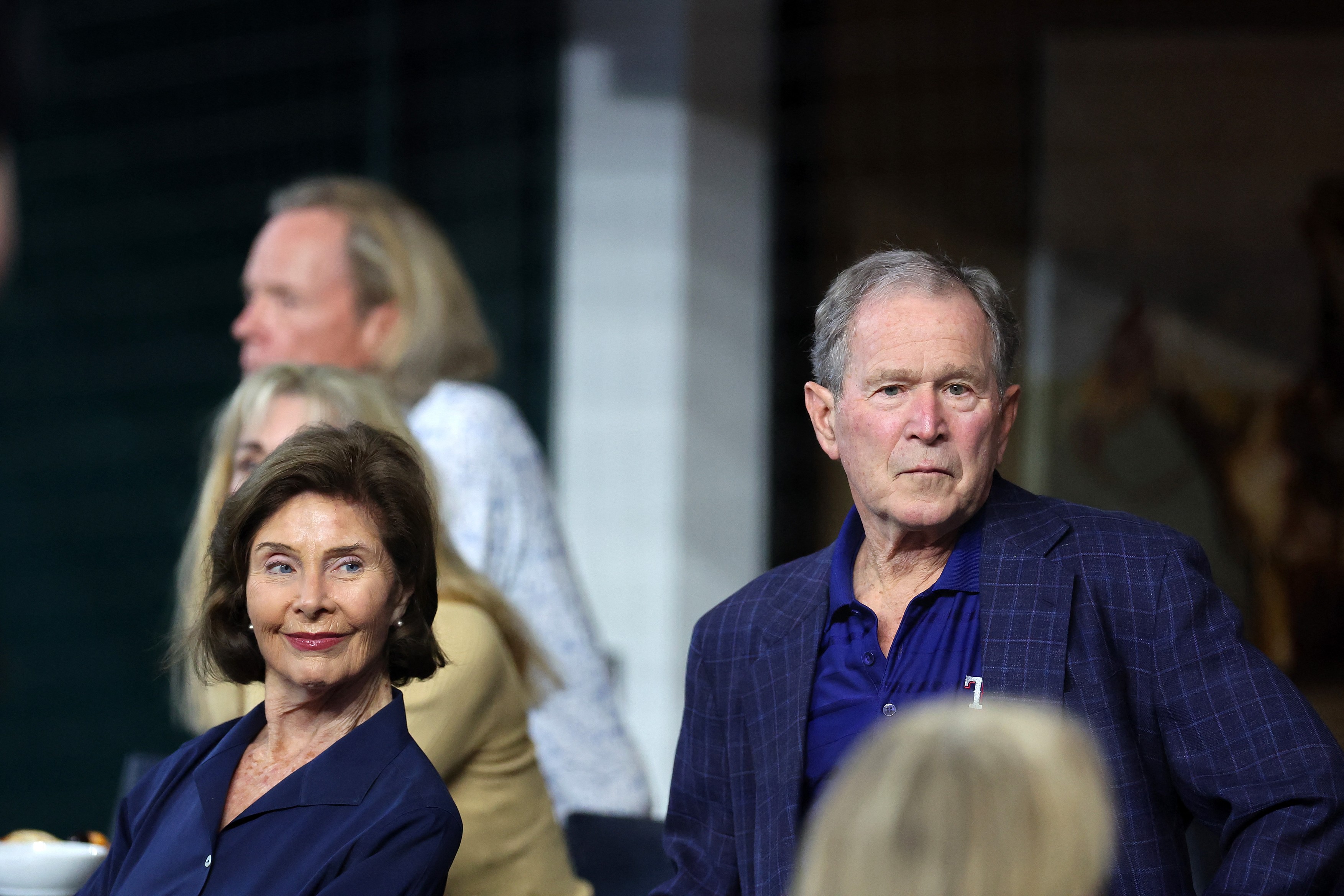 George W. Bush nu are de gând să suțină vreun candidat la alegerile prezidențiale din SUA