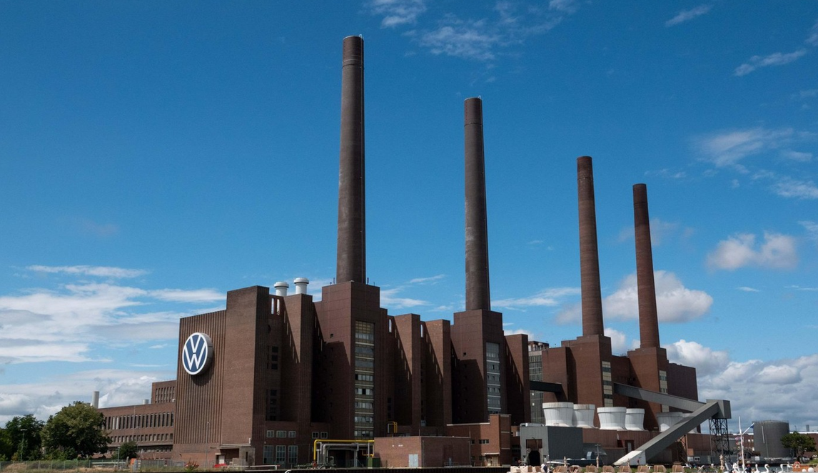 Situaţia companiei Volkswagen este „alarmantă”, avertizează directorul executiv al acesteia