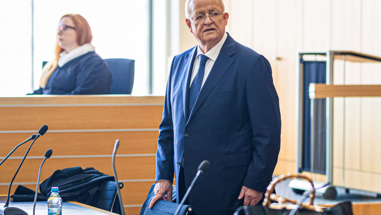 Martin Winterkorn, fost director executiv al VW, acum în vârstă de 77 ani, a apărut în fața judecătorului. 3 septembrie 2024. Foto: Profimedia