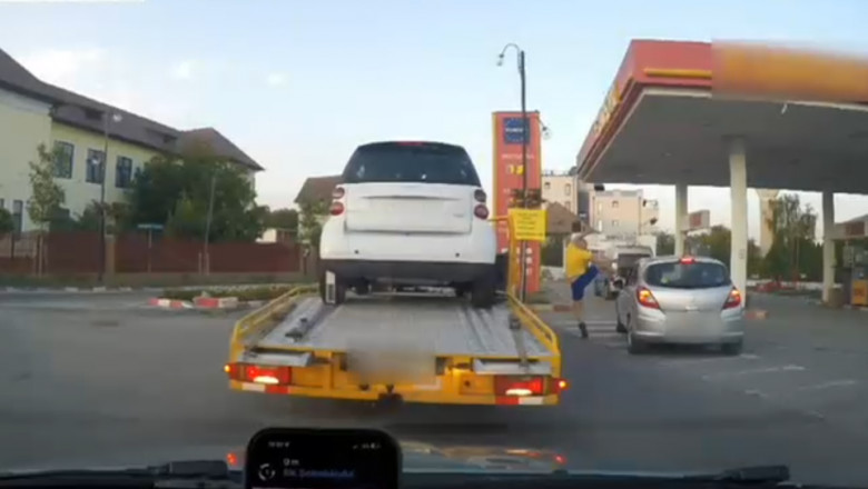 VIDEO. Polițistul sibian care a lovit un șofer cu pumnii și picioarele a fost reținut
